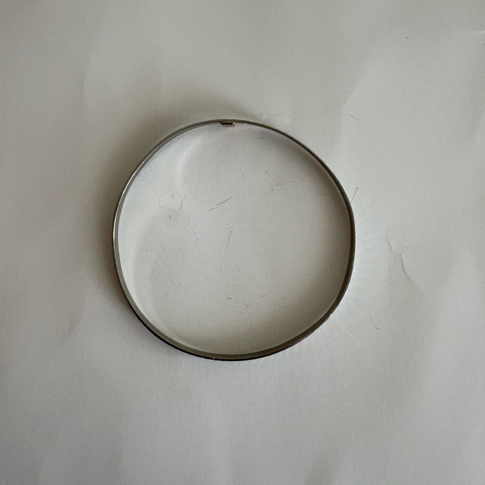 Vintage Coro Sterling Silver Thin / Skinny Bangle Bracelet - Picture 9 of 10